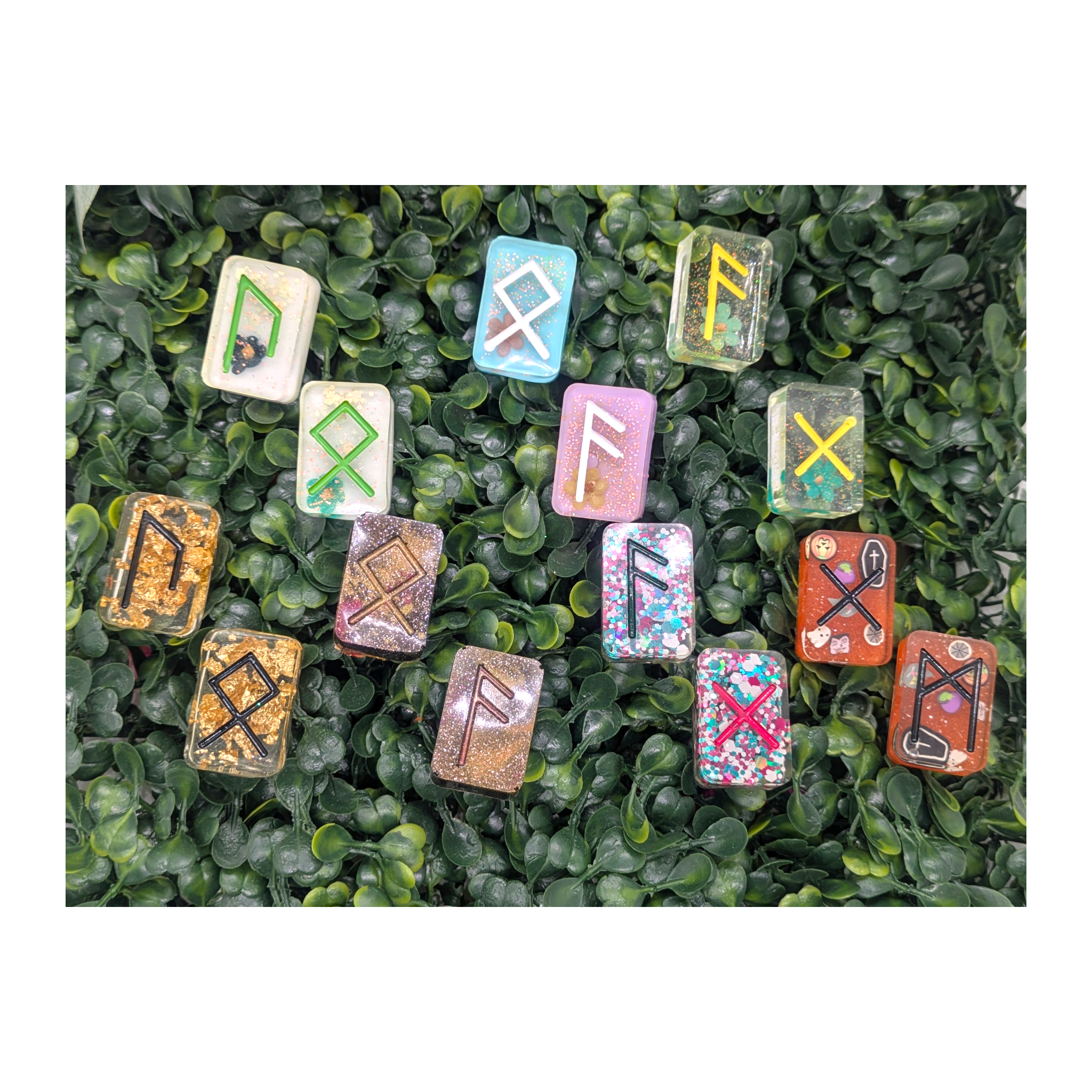 Resin Runes Set